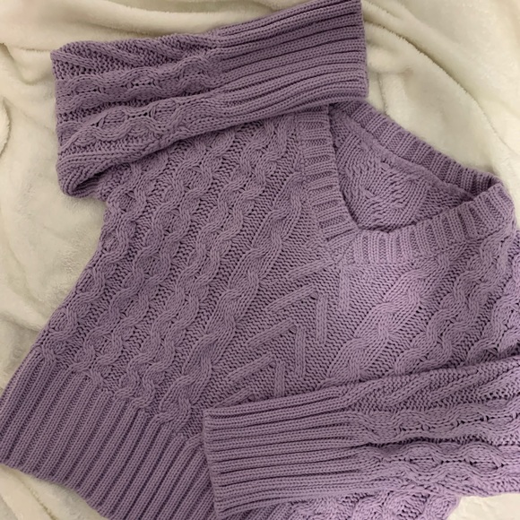 Lilac Cropped Sweater - Picture 1 of 1